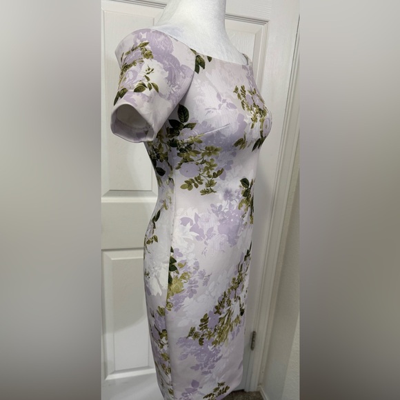 Calvin Klein Women's Off-The-Shoulder Floral Scuba Sheath Dress Size 2P - Picture 2 of 10